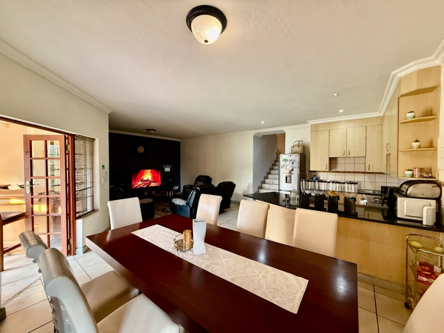 3 Bedroom Property for Sale in Meerhof North West